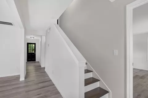 Entry Way - 447 Glover St, Edgefield, SC 29824 photo 2 of 6