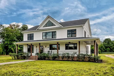 172 Eugene Neese Ln, Swansea, SC 29160