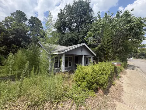 688 Augusta Rd, Warrenville, SC 29851