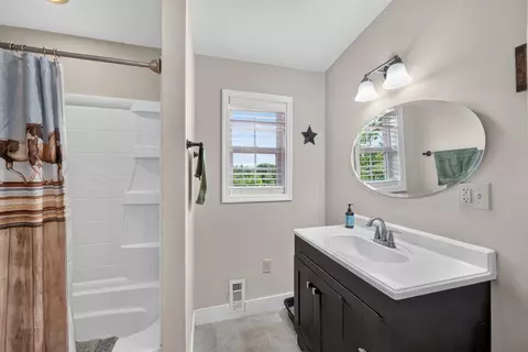 Bath - 9024 Rainbow Ridge Cir, Windsor, SC 29856 photo 2 of 2