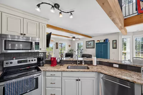 Kitchen - 9024 Rainbow Ridge Cir, Windsor, SC 29856 photo 2 of 2