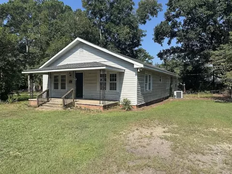 800 Mobley St, Johnston, SC 29832