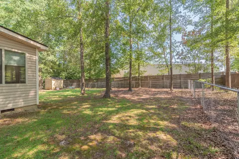 Exterior - 337 E Hedge Rd, Aiken, SC 29801 photo 5 of 10