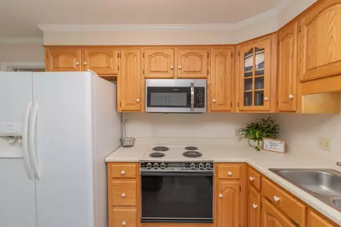 Kitchen - 337 E Hedge Rd, Aiken, SC 29801 photo 4 of 4
