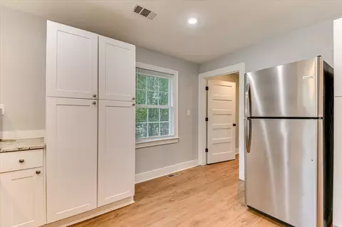Entry Way - 2056 Mcdowell St, Augusta, GA 30904 photo 3 of 5