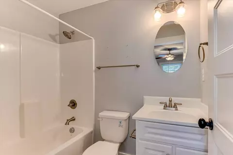 Bath - 2056 Mcdowell St, Augusta, GA 30904 photo 1 of 4
