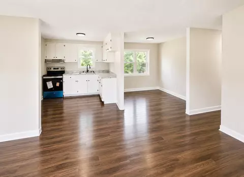 Living - 260 Lanier Rd, Johnston, SC 29832 photo 2 of 2