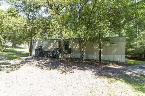 Exterior - 1710 Powell Rd, Augusta, GA 30909 photo 5 of 12