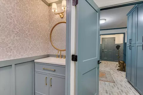 Bath - 825 Boardman Rd, Aiken, SC 29803 photo 6 of 7
