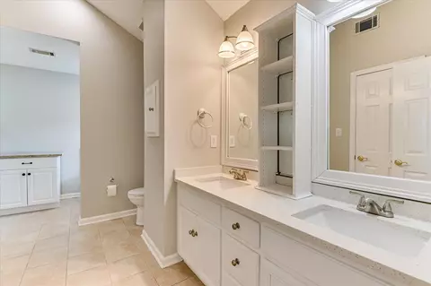 Bath - 4580 Mallard Ct, Martinez, GA 30907 photo 1 of 6
