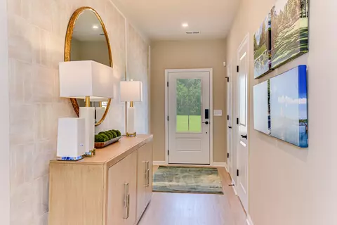 Entry Way - 5334 Proper Ct, North Augusta, SC 29860 photo 4 of 7