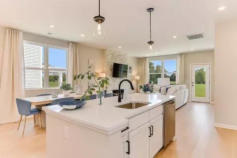 Kitchen - 5334 Proper Ct, North Augusta, SC 29860 photo 6 of 8