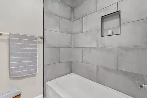 Bath - 1426 Springview Dr, Augusta, GA 30909 photo 1 of 5