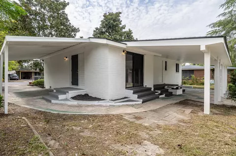 Exterior - 1426 Springview Dr, Augusta, GA 30909 photo 4 of 8