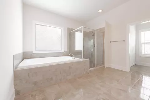 Bath - 274 Eutaw Springs Trl, North Augusta, SC 29860 photo 2 of 5