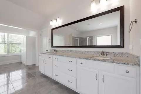 Bath - 274 Eutaw Springs Trl, North Augusta, SC 29860 photo 1 of 5