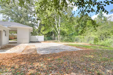 Exterior - 3209 Ramsgate Rd, Augusta, GA 30909 photo 6 of 7