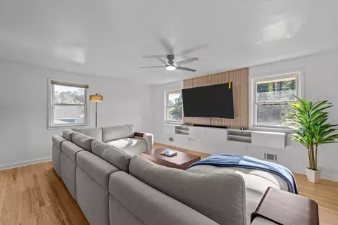 Living - 3529 Mount Vernon Dr, Augusta, GA 30906 photo 1 of 4