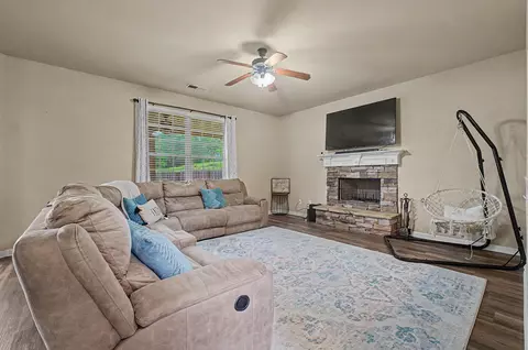 Living - 274 Equinox Loop, Aiken, SC 29803 photo 3 of 3