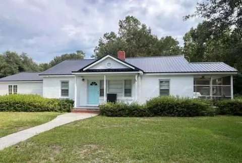 24 Finch Dr, Blackville, SC 29817