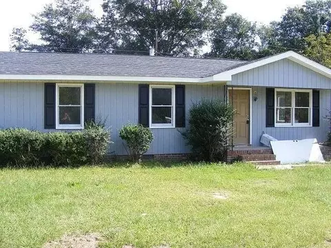 2060 Lakeview Dr, Johnston, SC 29832