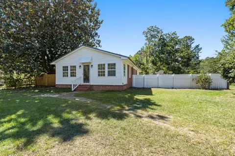 608 Woodyard Rd, Trenton, SC 29847
