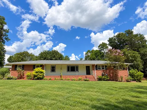 3215 Colonial Dr, Aiken, SC 29801