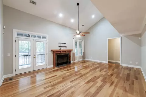 Living - 930 Bartram Rdg, Evans, GA 30809 photo 1 of 5