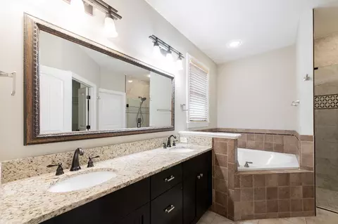 Bath - 930 Bartram Rdg, Evans, GA 30809 photo 1 of 4