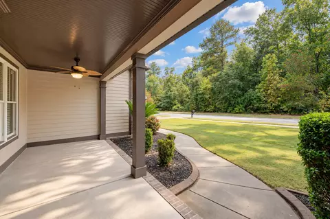 Exterior - 930 Bartram Rdg, Evans, GA 30809 photo 3 of 10