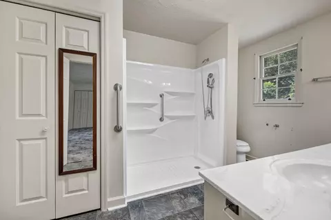 Bath - 210 Dubose St, Ridge Spring, SC 29129 photo 2 of 2
