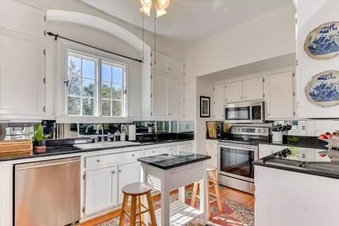 Kitchen - 5700 Springfield Rd, Williston, SC 29853 photo 2 of 6
