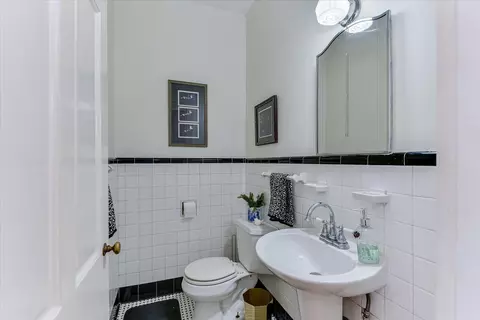 Bath - 5700 Springfield Rd, Williston, SC 29853 photo 1 of 5