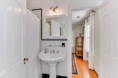 Bath - 5700 Springfield Rd, Williston, SC 29853 photo 4 of 5