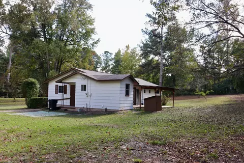 Exterior - 3830 Maddox Rd, Augusta, GA 30909 photo 4 of 6