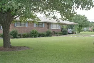 229 Westview Dr, Ridge Spring, SC 29129 photo 1