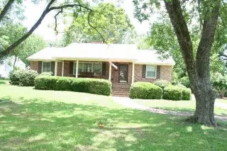 205 Calhoun St, Johnston, SC 29832 photo 1