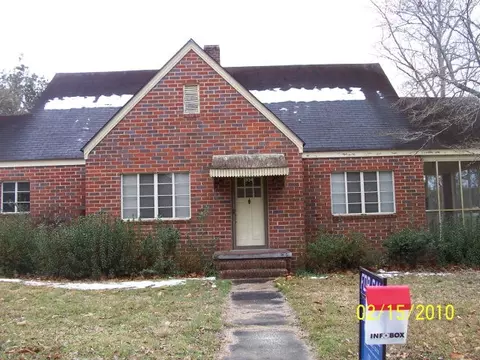 334 7th St, Fairfax, SC 29827 photo 1