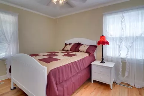 111 Clemson St, Williston, SC 29853 photo 13