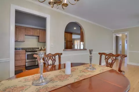 111 Clemson St, Williston, SC 29853 photo 5