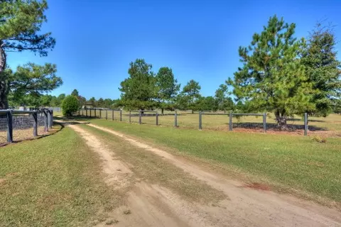 1224 Weeks Rd, Williston, SC 29853 photo 1