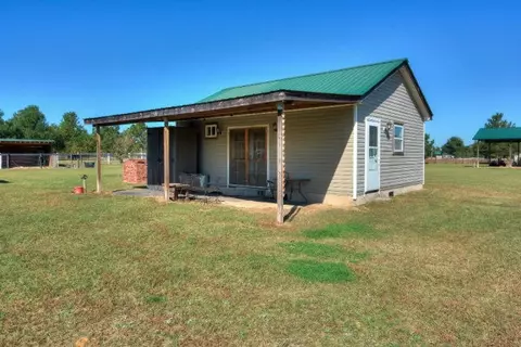 1224 Weeks Rd, Williston, SC 29853 photo 2