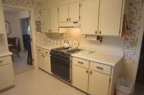 71 Donna St, Williston, SC 29853 photo 7