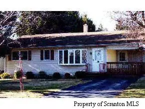 111 First St, Eynon, PA 18403 photo 1