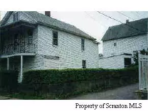 732 Locust St, Scranton, PA 18505 photo 3