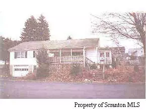 522 May St, Mayfield, PA 18433 photo 1