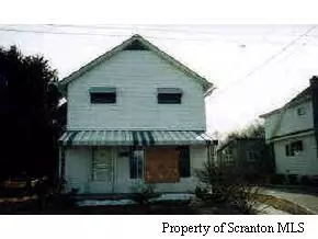 904 Spring St, Moosic, PA 18507 photo 1