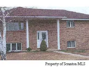1 Donny Dr, Old Forge, PA 18518 photo 1