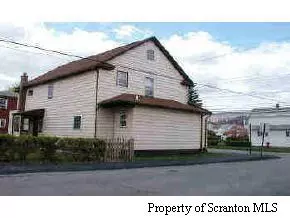 527 Susquehanna Ave, Olyphant, PA 18447 photo 2