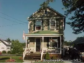2 Maple St, Throop, PA 18512 photo 1